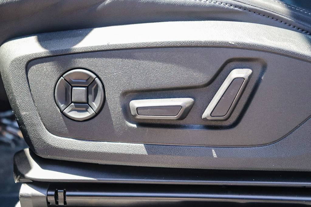Thumbnail: 2023 Audi Q3 - 25