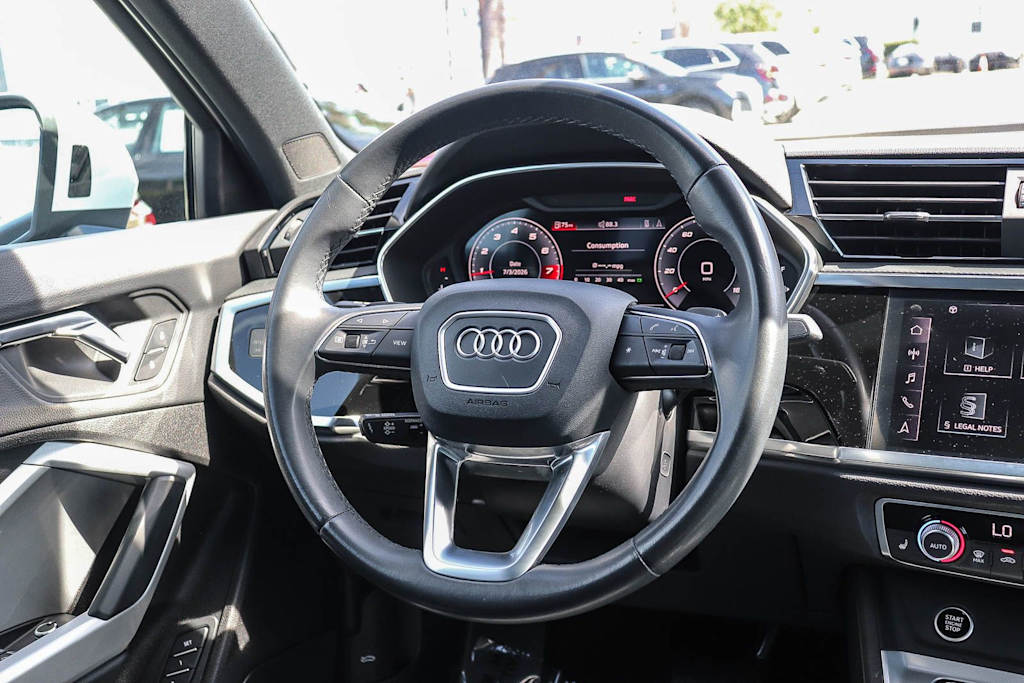 Thumbnail: 2023 Audi Q3 - 12
