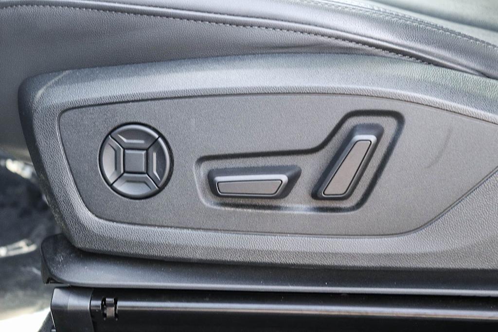 Thumbnail: 2023 Audi Q3 - 25