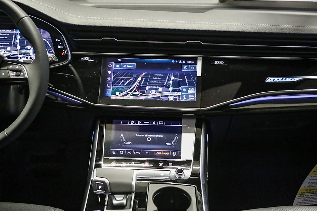 Thumbnail: 2026 Audi Q8 - 12