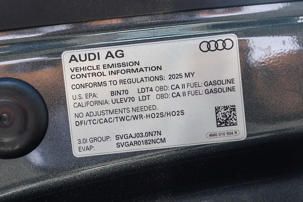 Thumbnail: 2025 Audi Q8 - 15