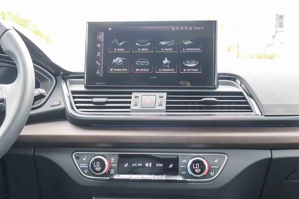Thumbnail: 2023 Audi Q5 - 12