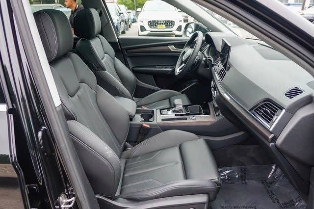 2024 Audi Q5 e Premium 10
