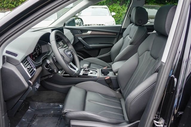 2024 Audi Q5 e Premium 11