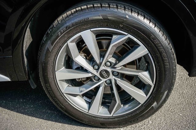 Thumbnail: 2022 Audi Q5 - 6