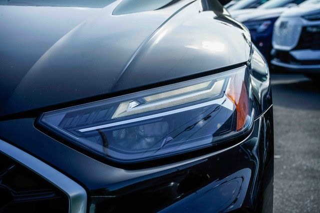 Thumbnail: 2022 Audi Q5 - 20