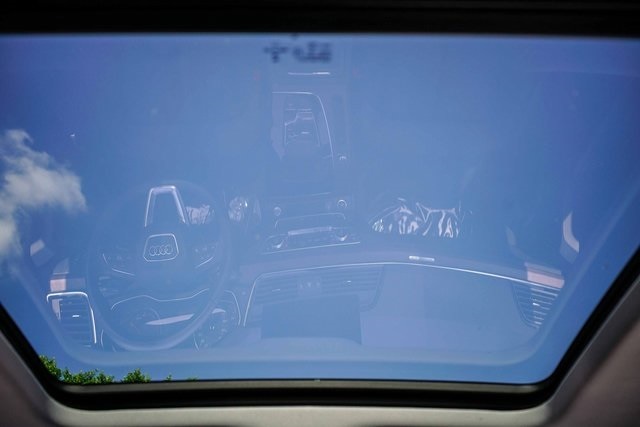 Thumbnail: 2022 Audi Q5 - 23