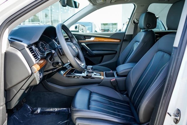 2022 Audi Q5 Premium 10