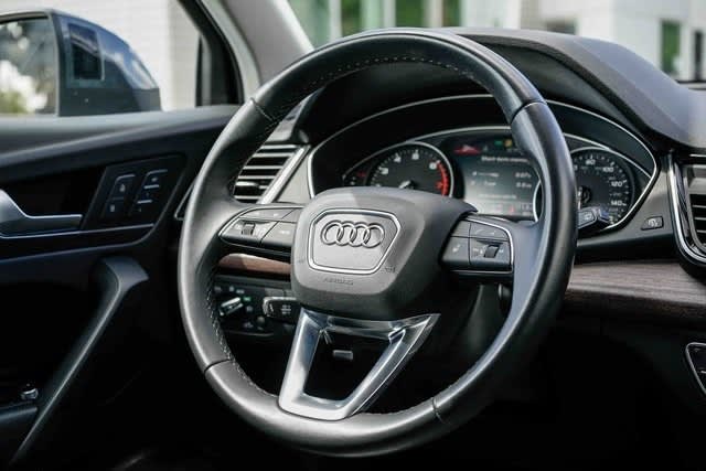 Thumbnail: 2023 Audi Q5 - 12