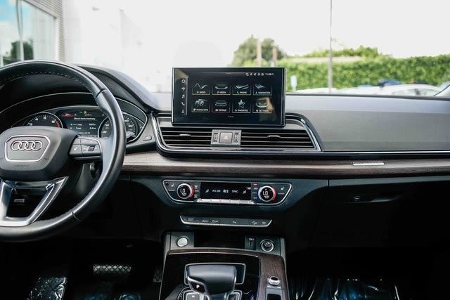 Thumbnail: 2023 Audi Q5 - 8