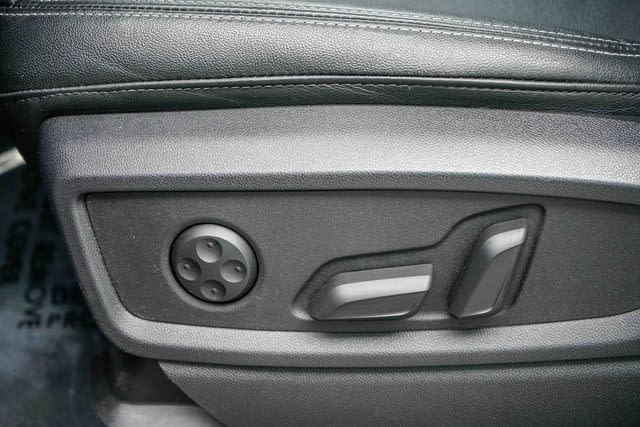 Thumbnail: 2023 Audi Q5 - 24