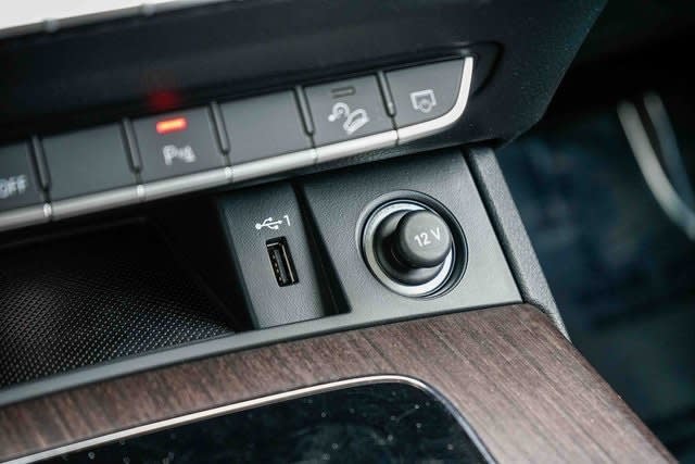 Thumbnail: 2023 Audi Q5 - 25