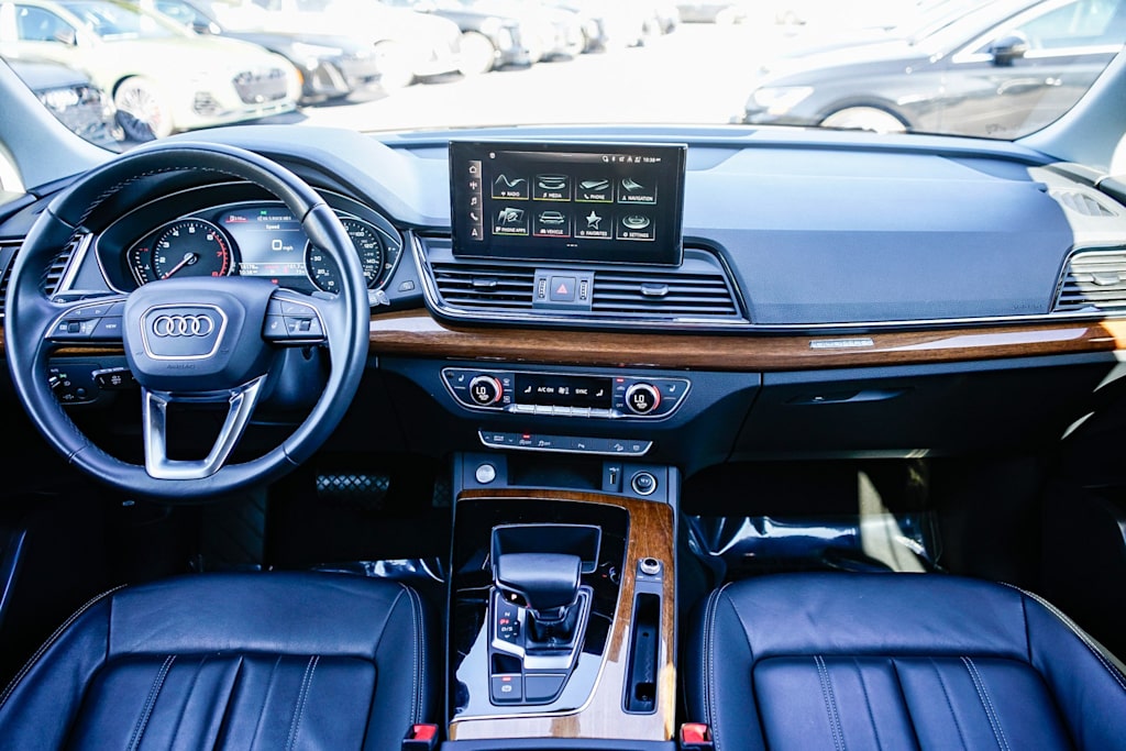 Thumbnail: 2023 Audi Q5 - 2