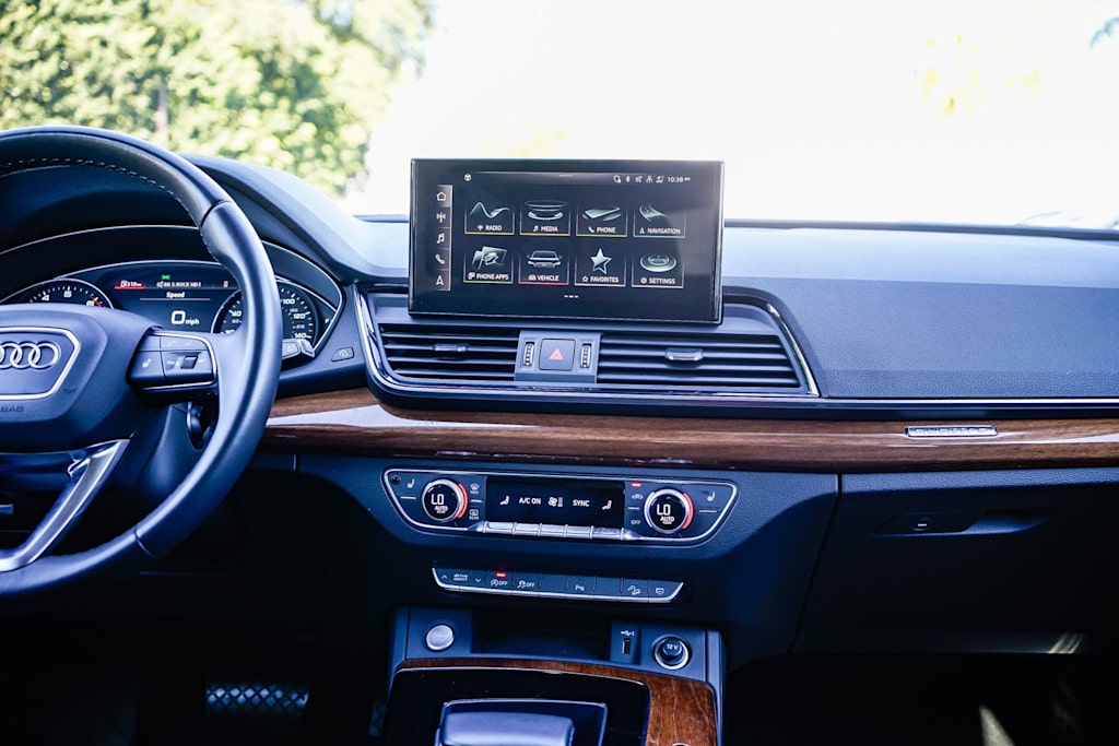 Thumbnail: 2023 Audi Q5 - 9