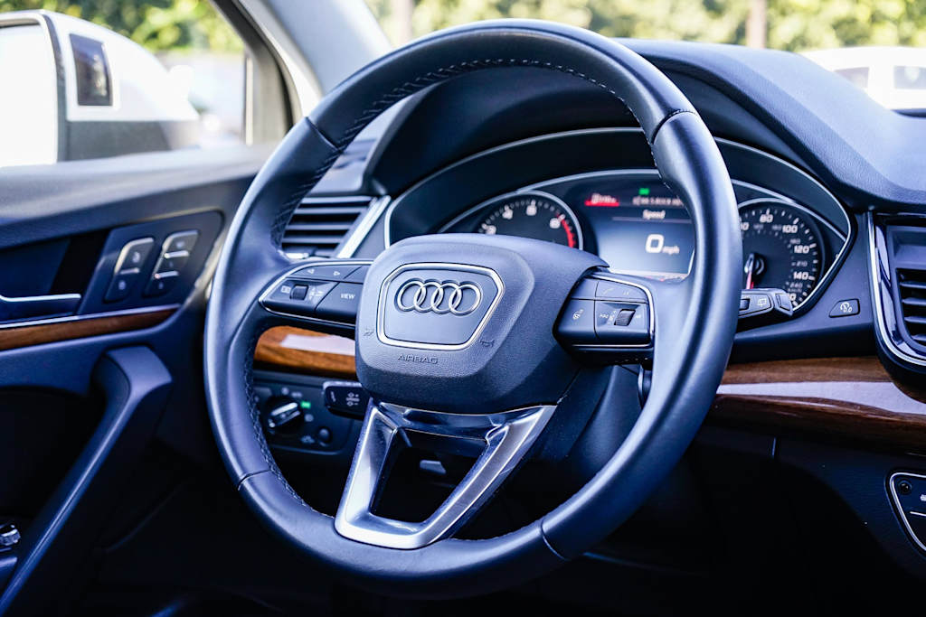 Thumbnail: 2023 Audi Q5 - 13