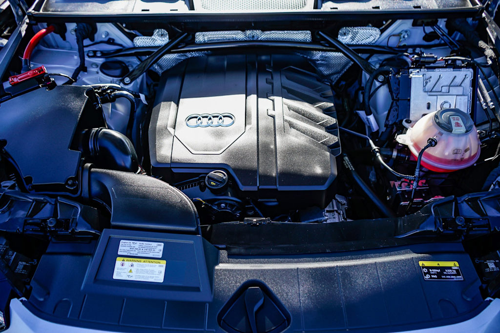 Thumbnail: 2023 Audi Q5 - 8