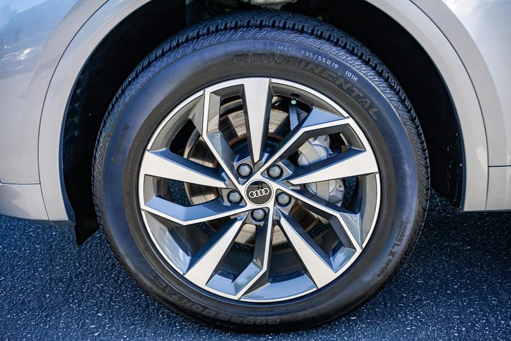 Thumbnail: 2023 Audi Q5 - 7