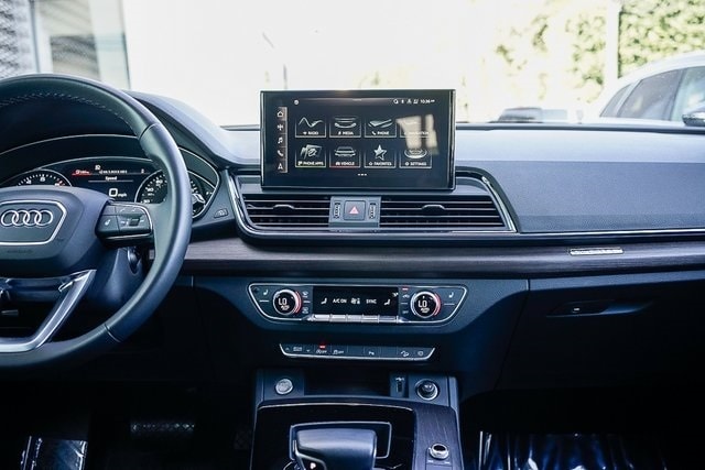 Thumbnail: 2023 Audi Q5 - 9