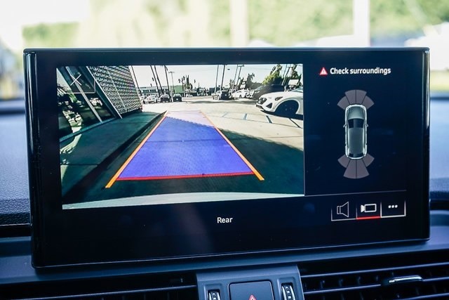 Thumbnail: 2023 Audi Q5 - 28