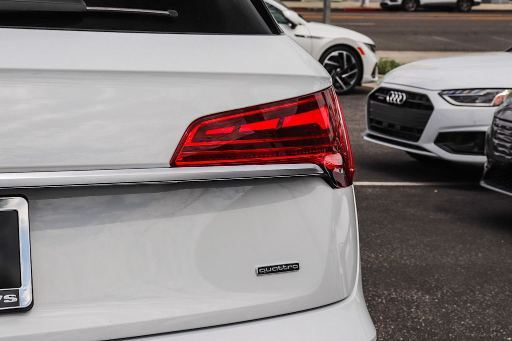 Thumbnail: 2023 Audi Q5 - 22