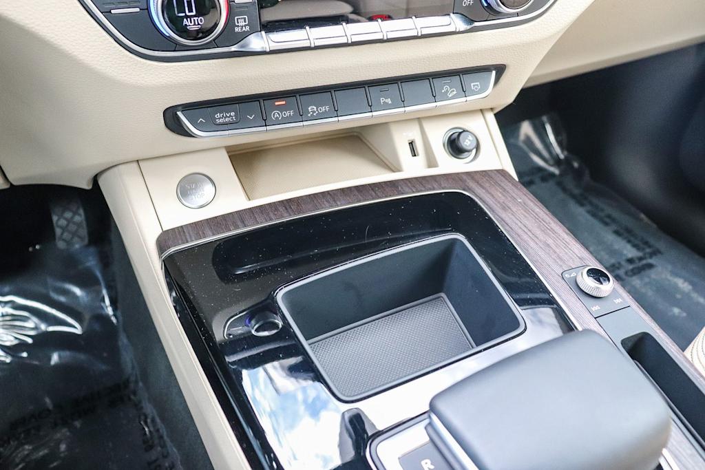 Thumbnail: 2023 Audi Q5 - 27