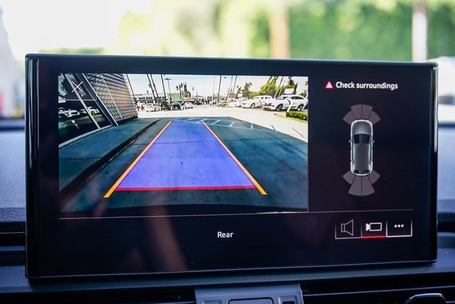 Thumbnail: 2025 Audi Q5 - 27