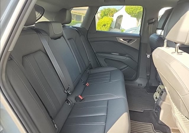 Thumbnail: 2024 Audi Q4 e-tron - 11