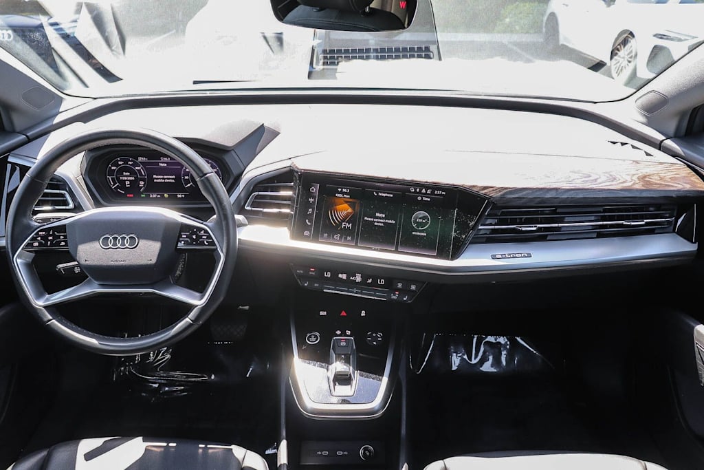 Thumbnail: 2023 Audi Q4 e-tron - 2