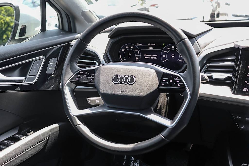 Thumbnail: 2023 Audi Q4 e-tron - 8