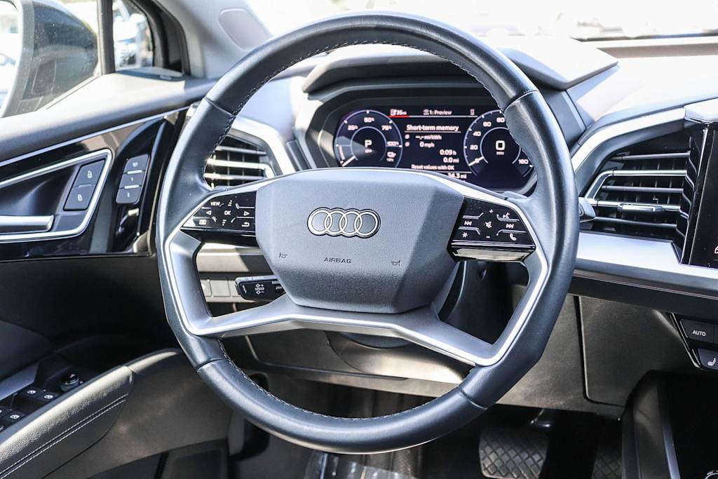Thumbnail: 2024 Audi Q4 e-tron - 12