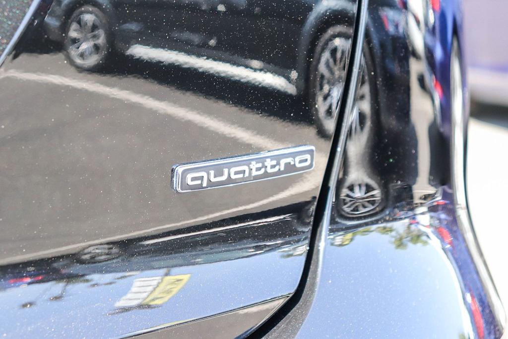 Thumbnail: 2024 Audi Q4 e-tron - 25
