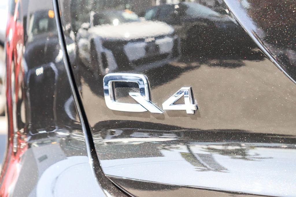 Thumbnail: 2024 Audi Q4 e-tron - 24