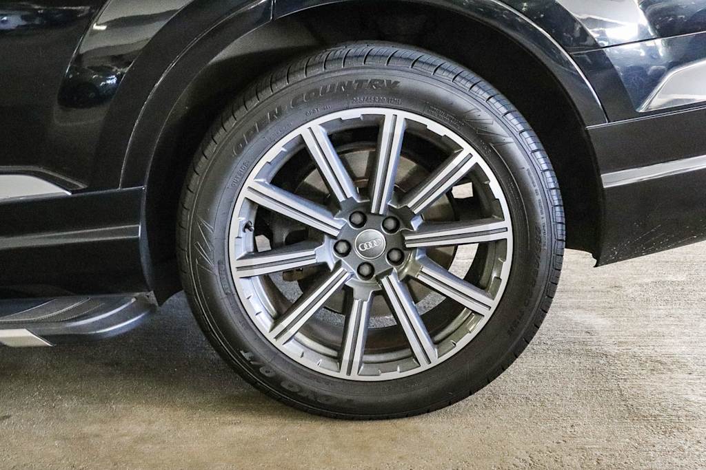 Thumbnail: 2017 Audi Q7 - 10