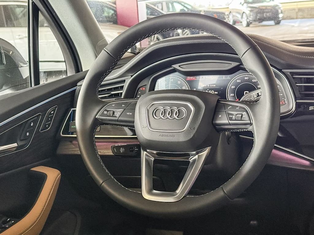 Thumbnail: 2026 Audi Q7 - 12