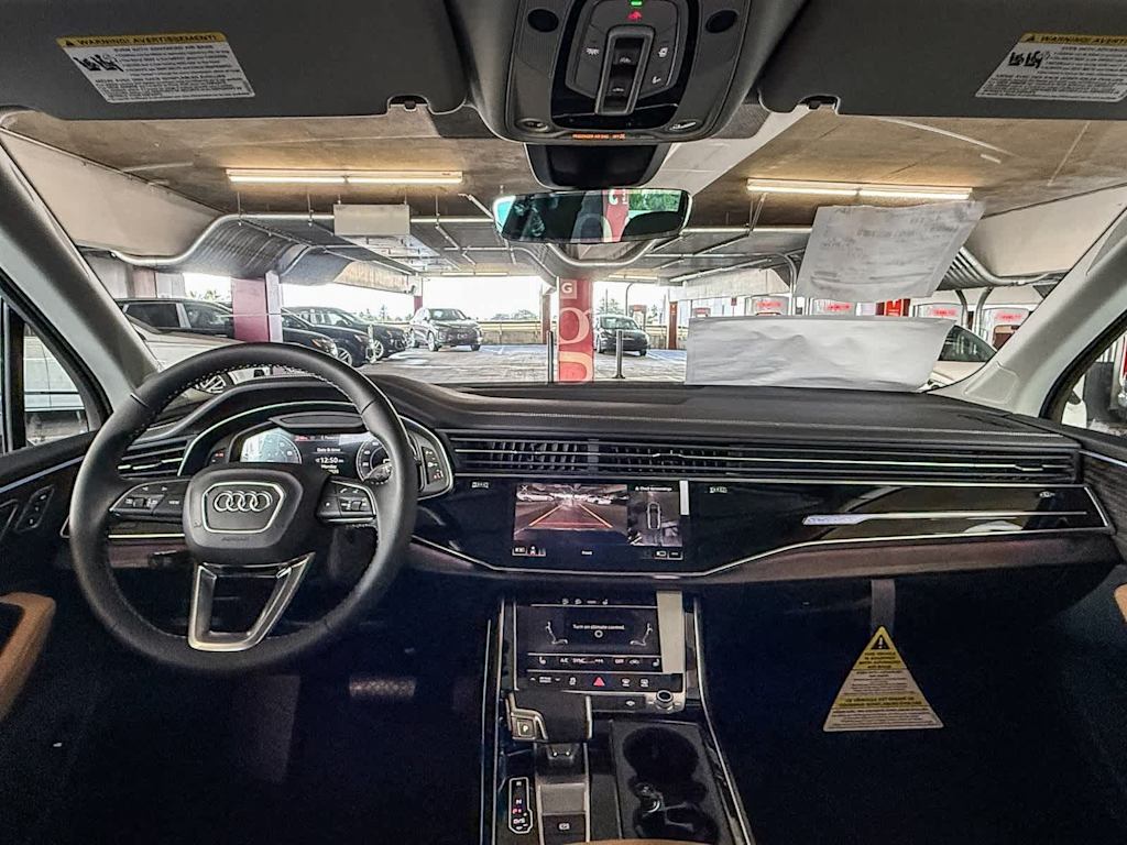 Thumbnail: 2026 Audi Q7 - 2