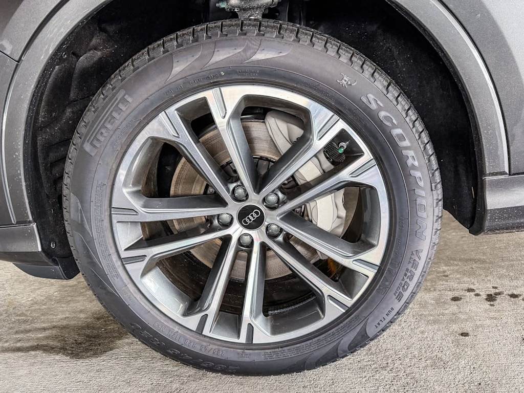 Thumbnail: 2026 Audi Q7 - 20