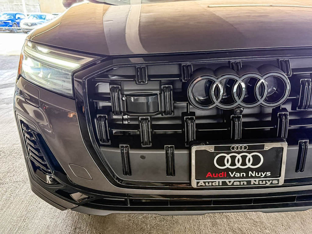 Thumbnail: 2026 Audi Q7 - 22