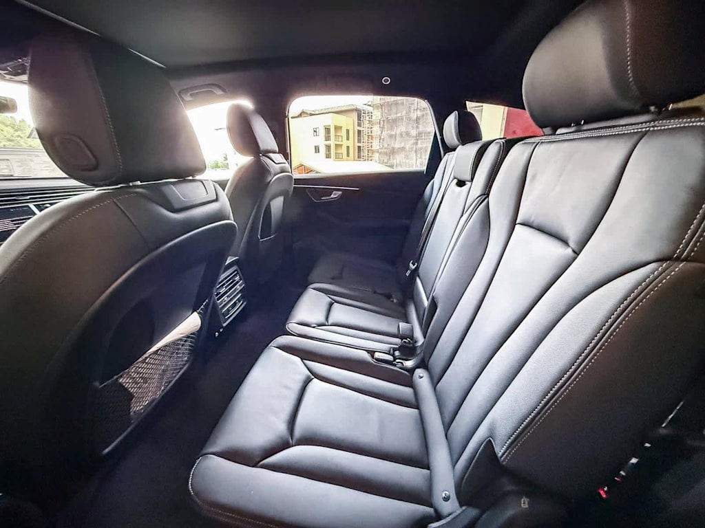 Thumbnail: 2026 Audi Q7 - 12
