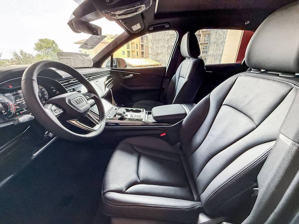 Thumbnail: 2026 Audi Q7 - 11