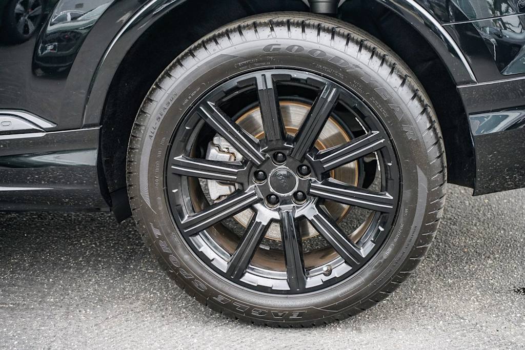 Thumbnail: 2023 Audi Q7 - 6