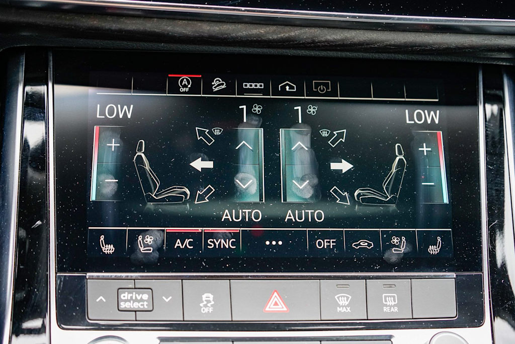 Thumbnail: 2023 Audi Q7 - 13