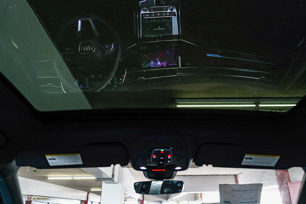 Thumbnail: 2026 Audi Q7 - 23