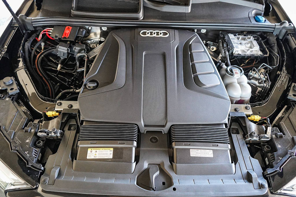Thumbnail: 2026 Audi Q7 - 8