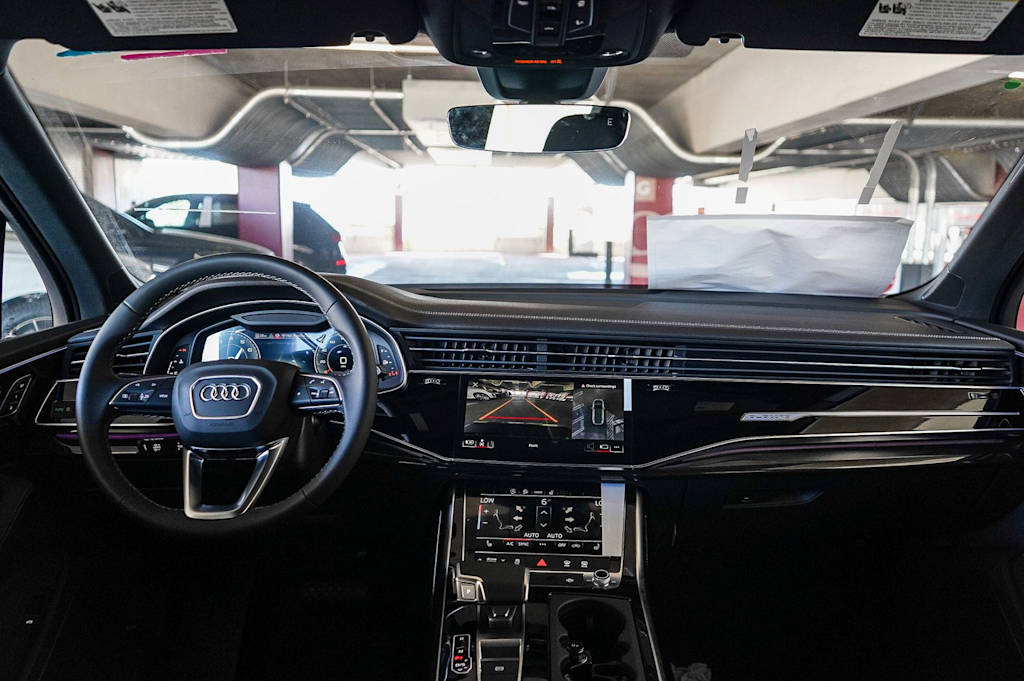 Thumbnail: 2026 Audi Q7 - 2