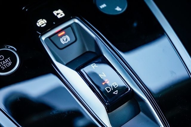 2024 Audi Q4 e-tron Premium Plus 14