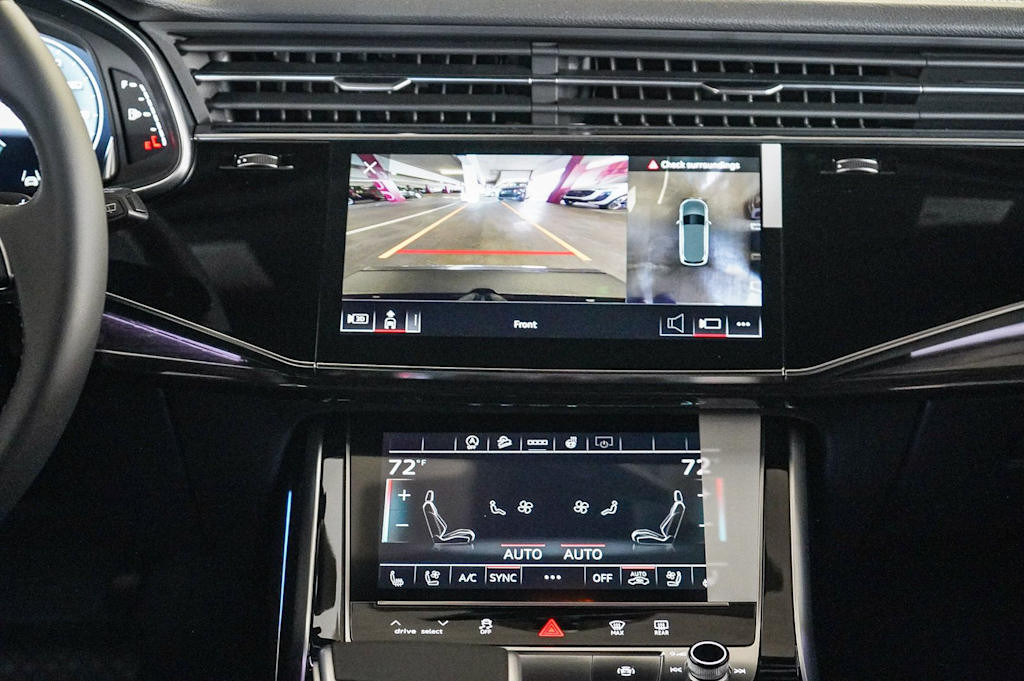 Thumbnail: 2026 Audi Q7 - 14