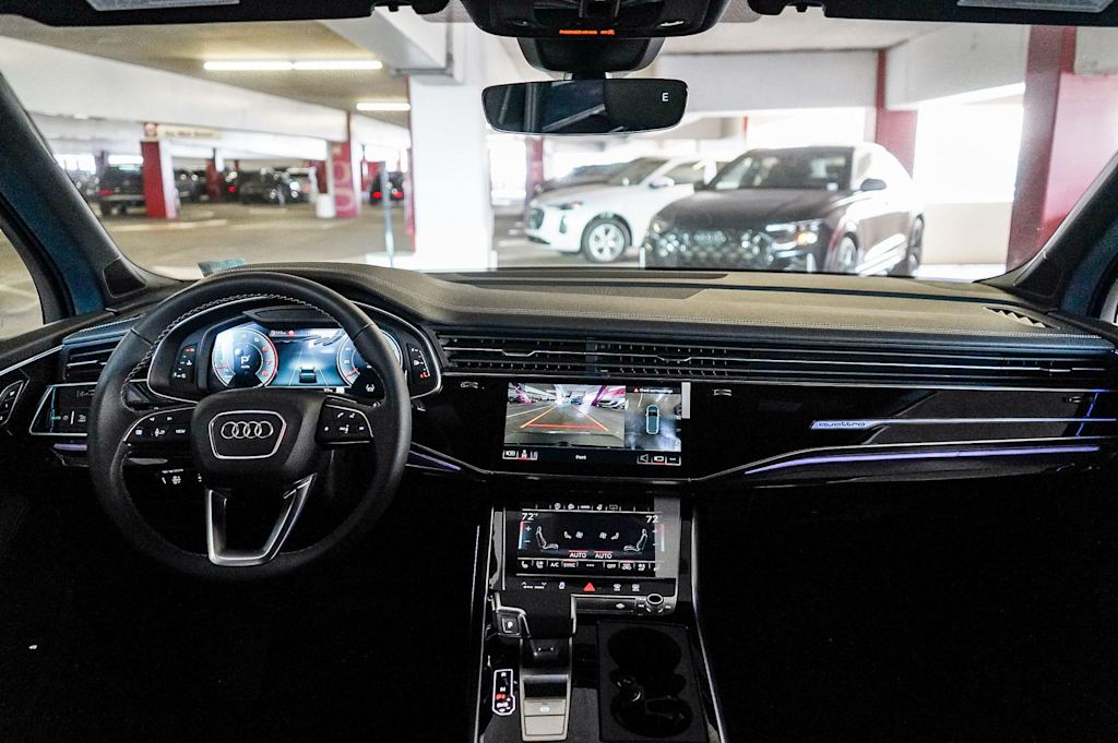 Thumbnail: 2026 Audi Q7 - 2