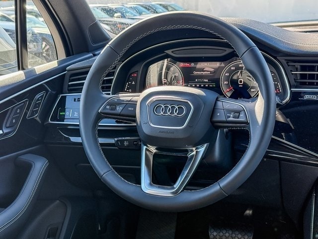 Thumbnail: 2025 Audi Q7 - 13