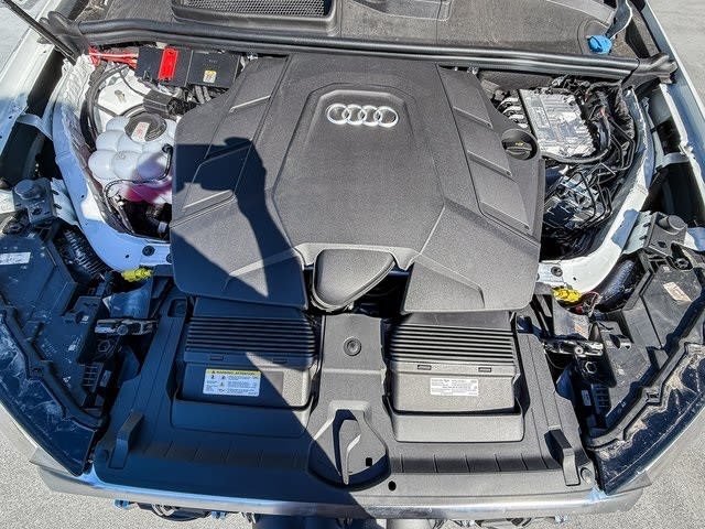 Thumbnail: 2025 Audi Q7 - 8