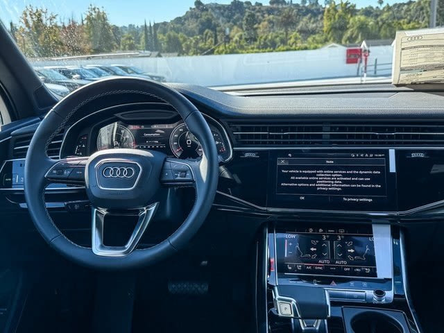 Thumbnail: 2025 Audi Q7 - 9